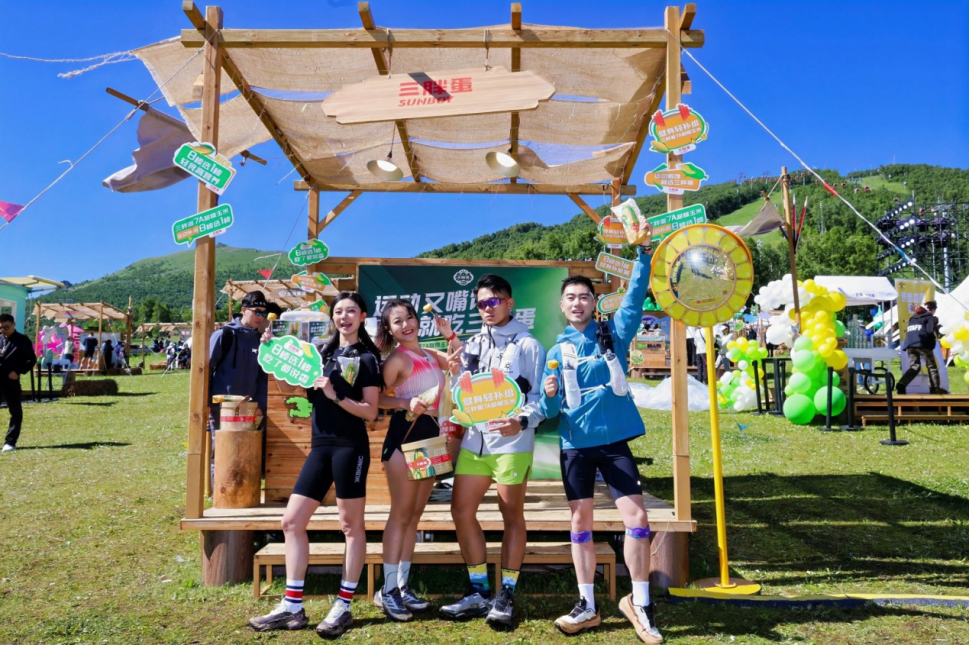 Designed to satisfy exercise‑induced munchies | Keep Wildman Festival, this corn is a huge hit in the fitness community – selecting 1 cob out of 8, that’s truly awesome!